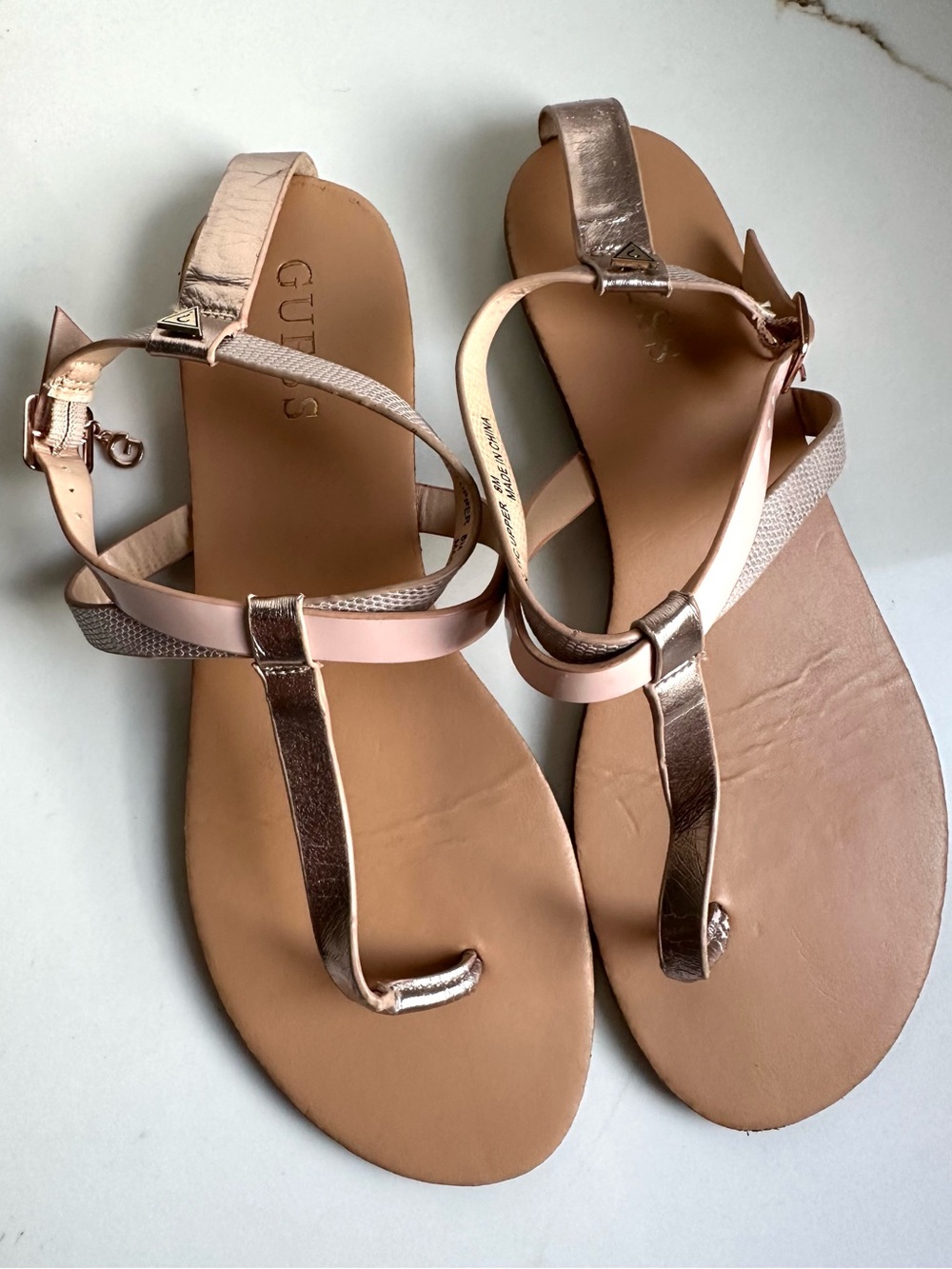 GUESS Metallic Rose Gold T-Strap Sandals 8